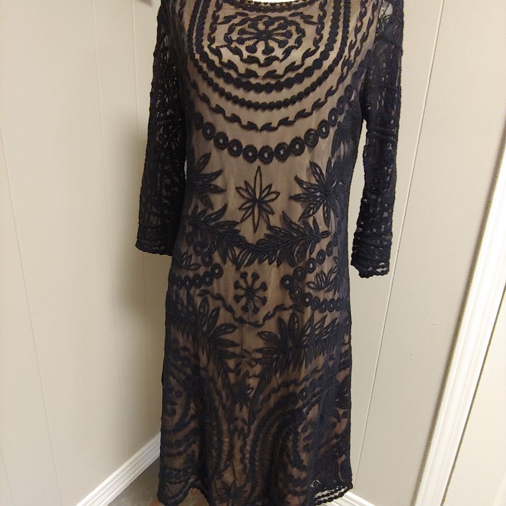 Nurture lace dress